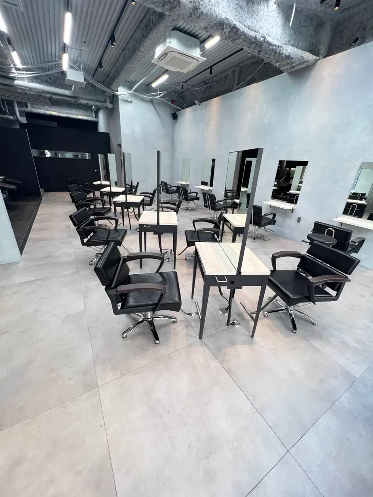 Elena池袋店の内観・外観3