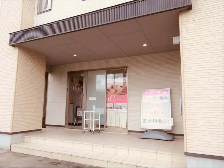 chareir新発田店の内観・外観3