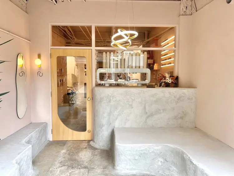 iruの内観・外観1