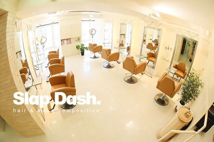 Slap Dash 【スラップ ダッシュ】の内観・外観1