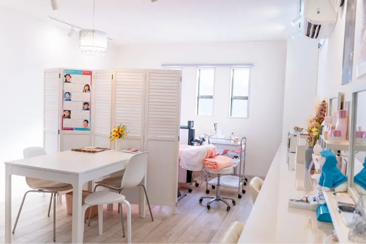 メナードフェイシャルエステ綾川店の内観・外観3