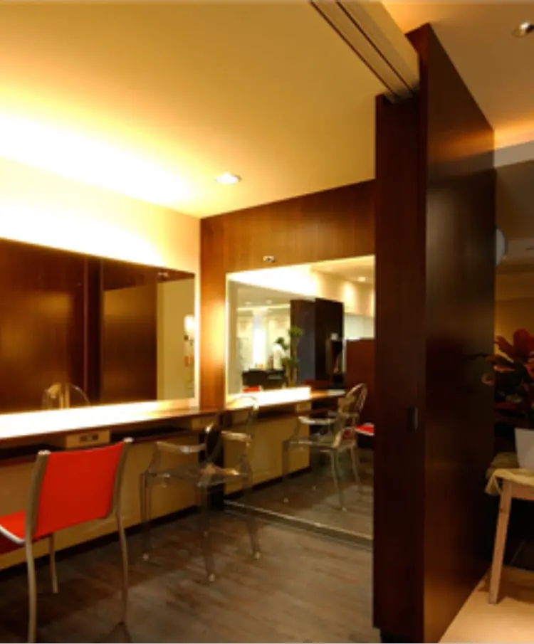 LARANJE己斐店の内観・外観2