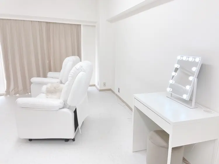 eam（イーム）の内観・外観1