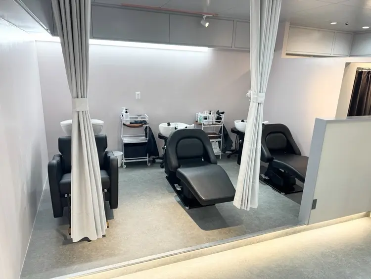 hair salon WAVEの内観・外観2