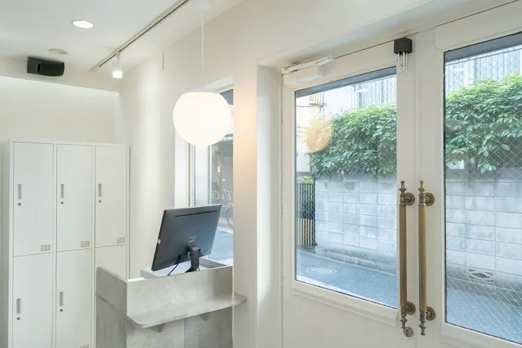 ONE's Chloe 原宿店の内観・外観3