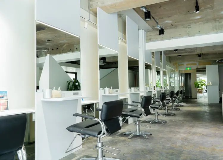 BURROWの内観・外観3