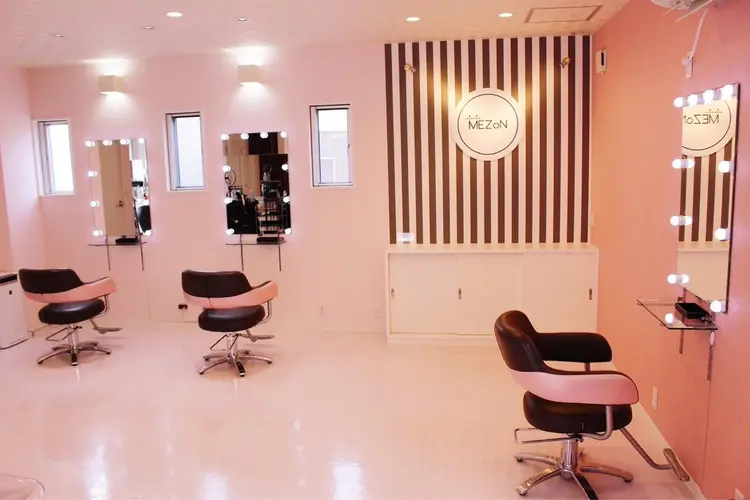 MEZoN【メゾン】の内観・外観1