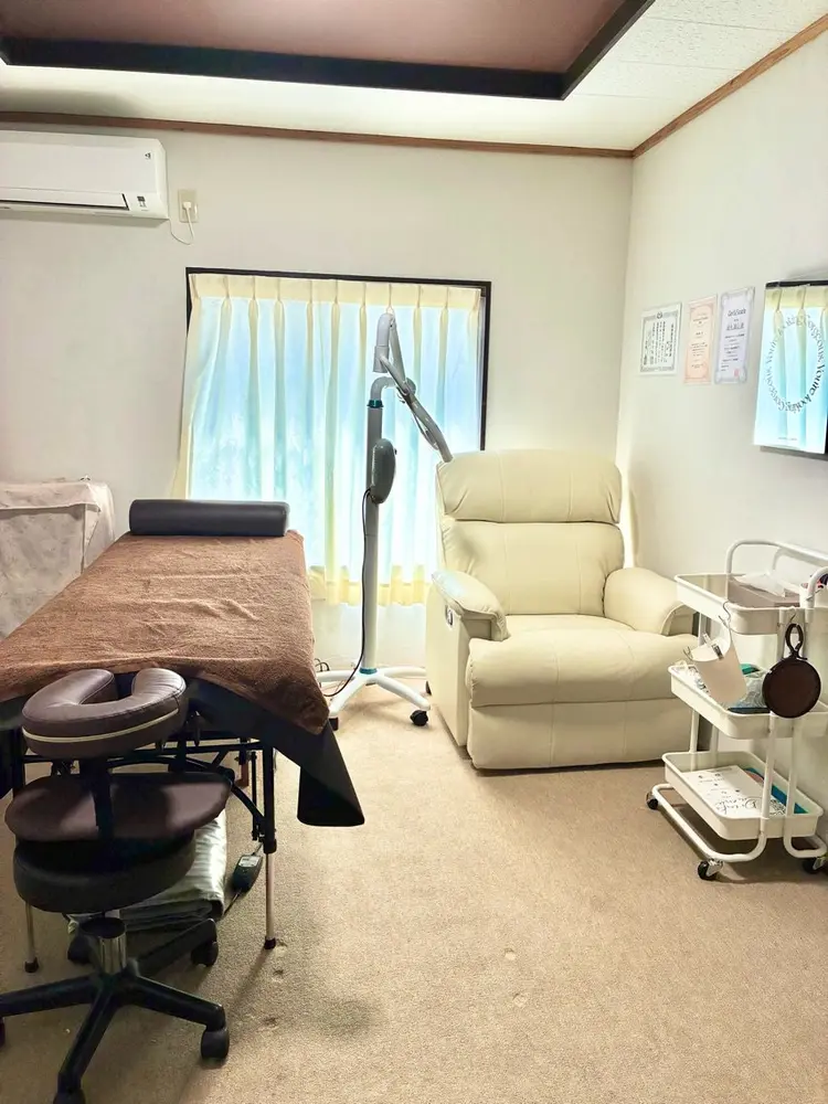 Salon Nicoliの内観・外観2