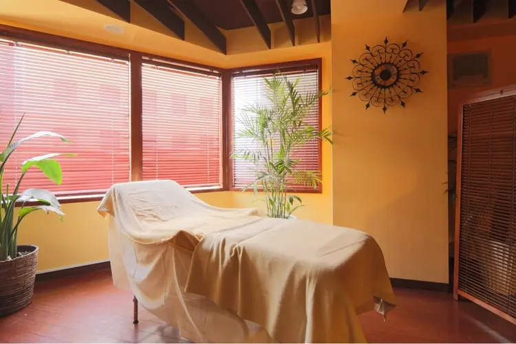 アイラッシュリゾートカハラ門前仲町店の内観・外観3