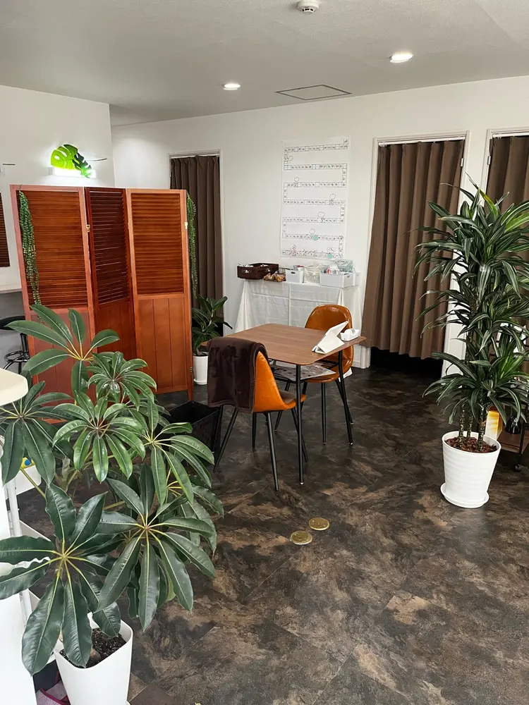 POLA　Rafeelの内観・外観2