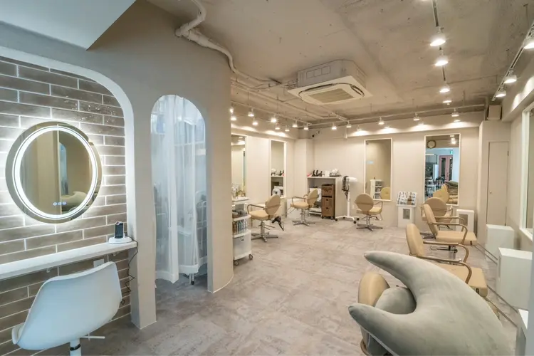 ULUA吉祥寺店の内観・外観2