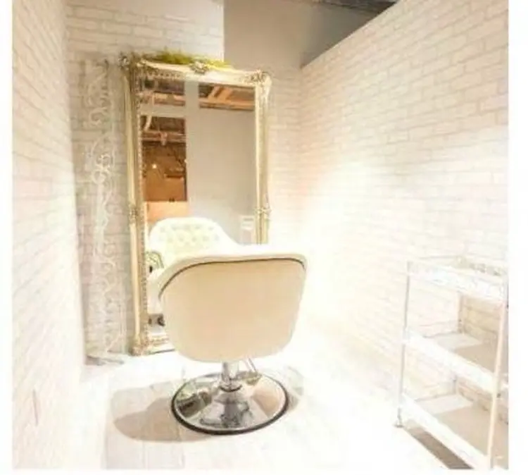 Ｌ‘oiseau Bleuの内観・外観2