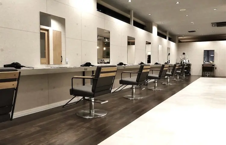 ROYの内観・外観2