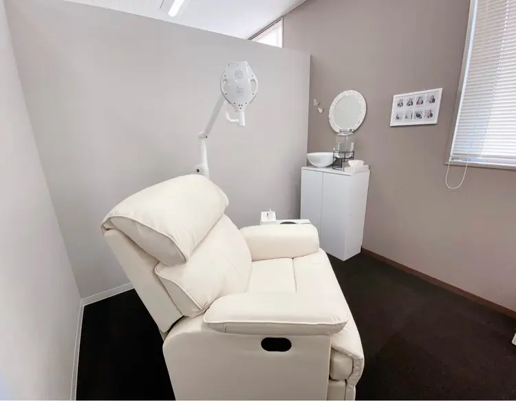 ホワイトニングショップ光明池店の内観・外観2