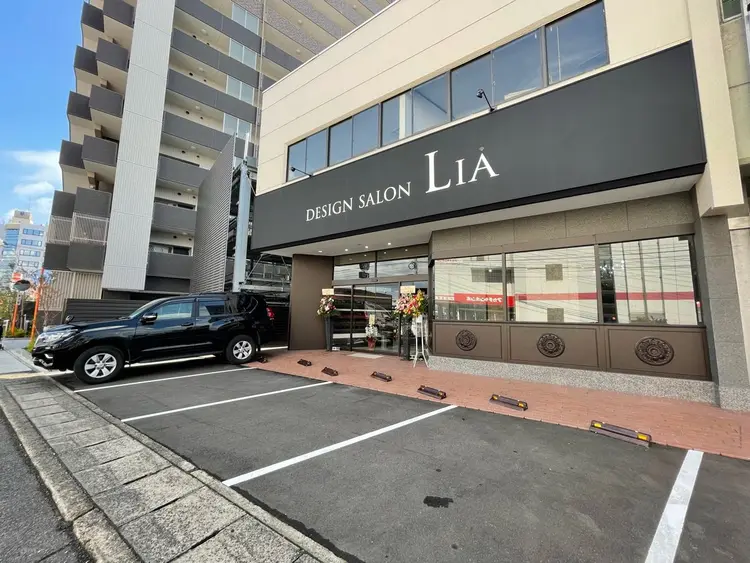 design salon LIAの内観・外観1