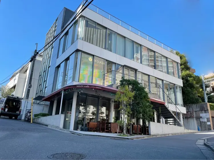 M.SLASH表参道の内観・外観1