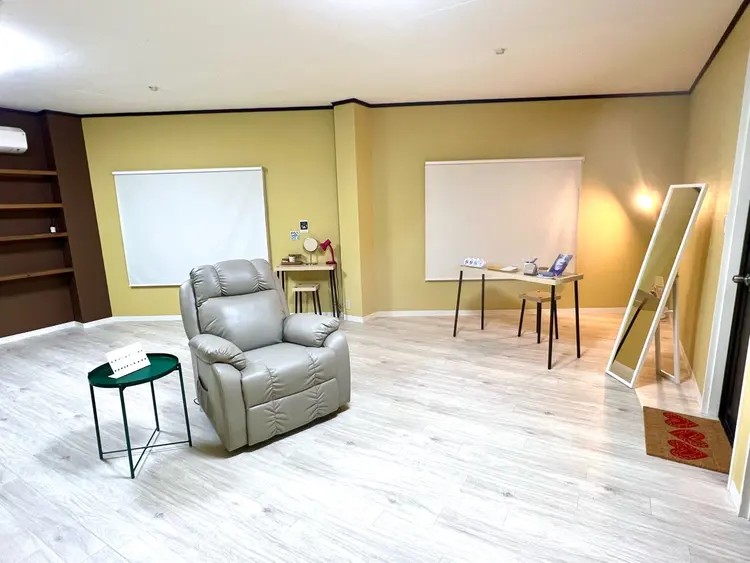 eyelash salon LiFUの内観・外観2