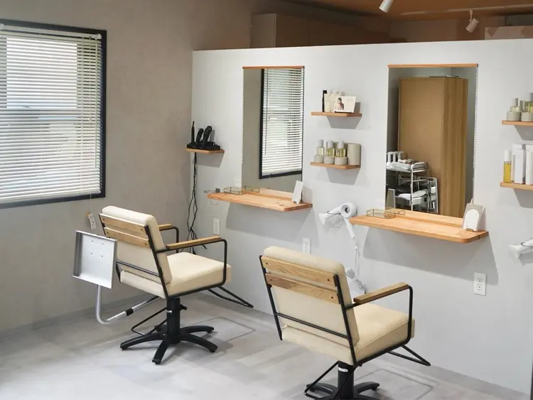 Hivi hair&spaの内観・外観1