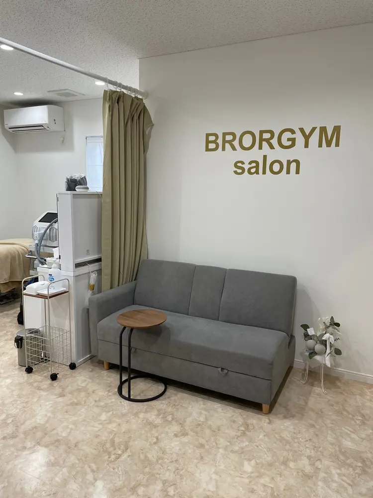 ブロールジム・サロンの内観・外観2