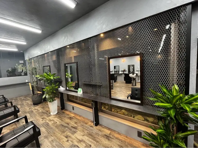 Superb-メンズ専門店-の内観・外観1