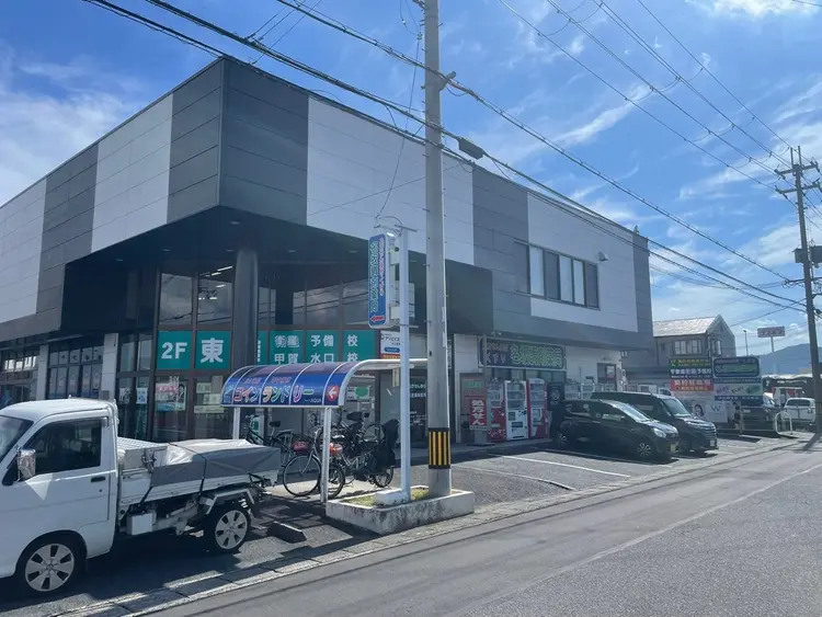 セルフホワイトニングショップ甲賀店の内観・外観1