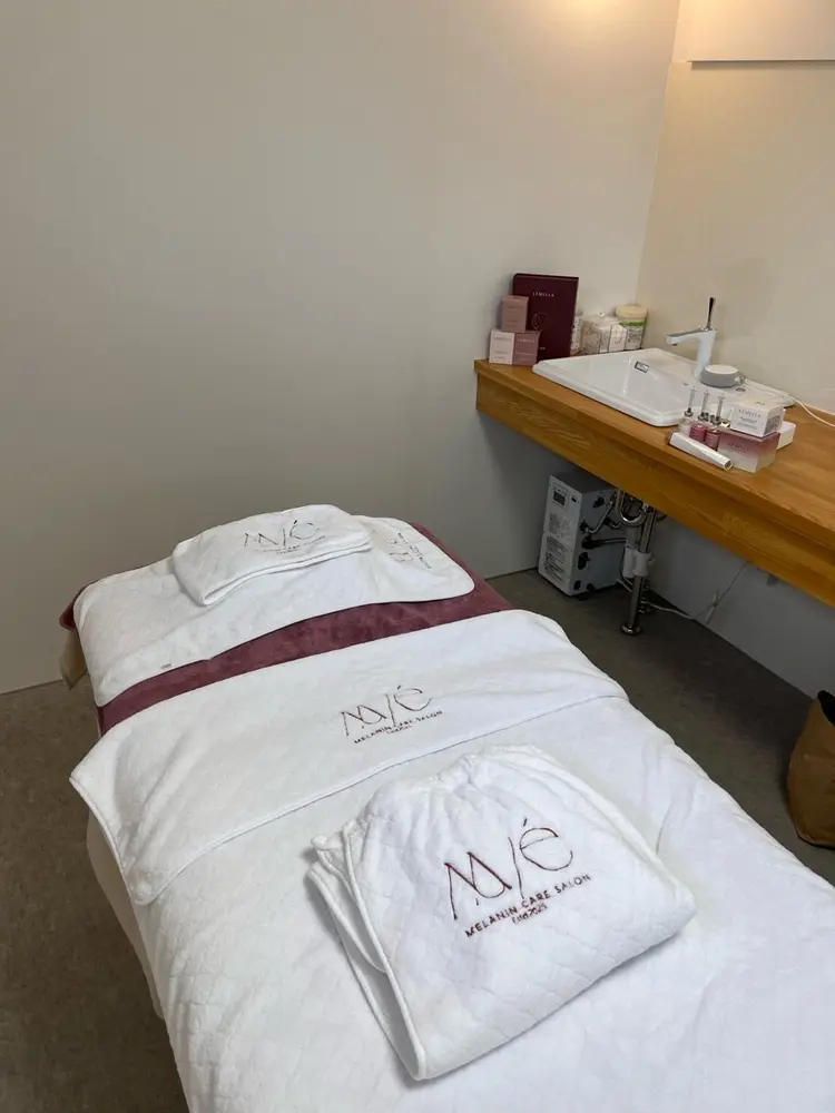 メラニンケアサロンM/é（エムエ）の内観・外観2