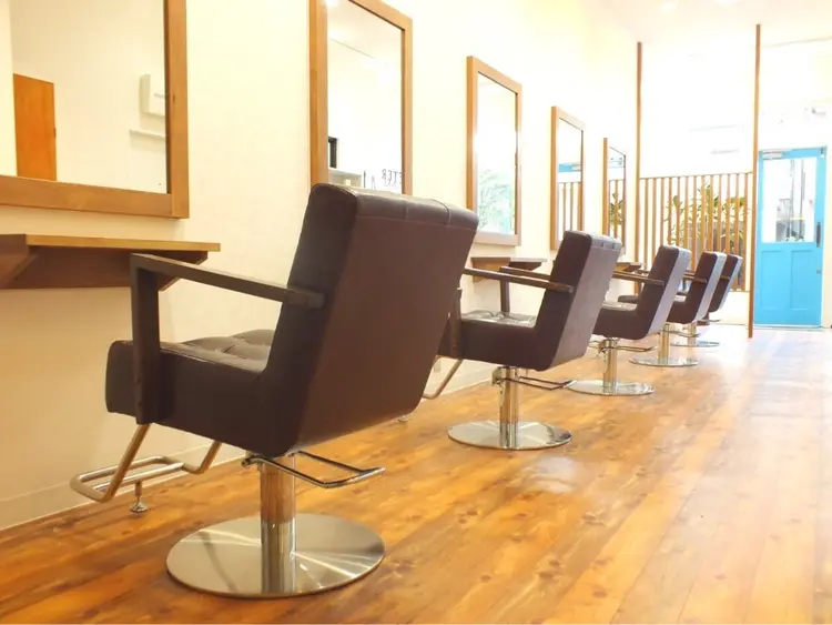 LaFTER HAiRの内観・外観2
