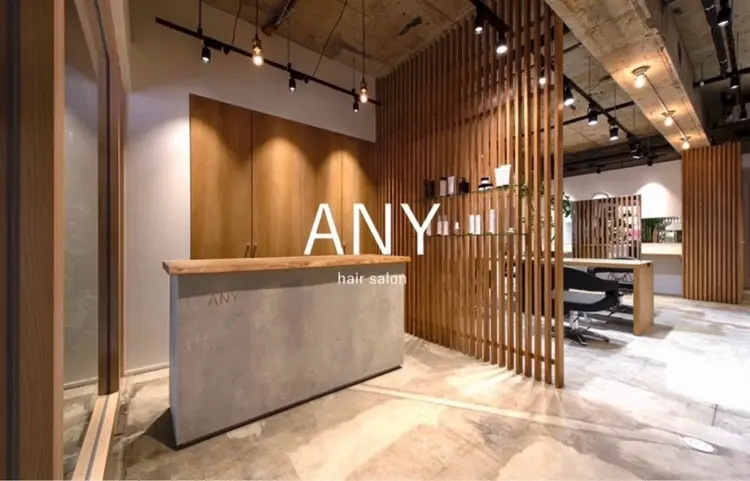 ANYの内観・外観1