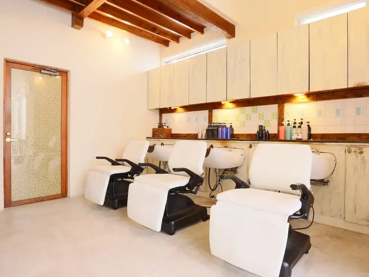 Regolith hair creative brandの内観・外観3