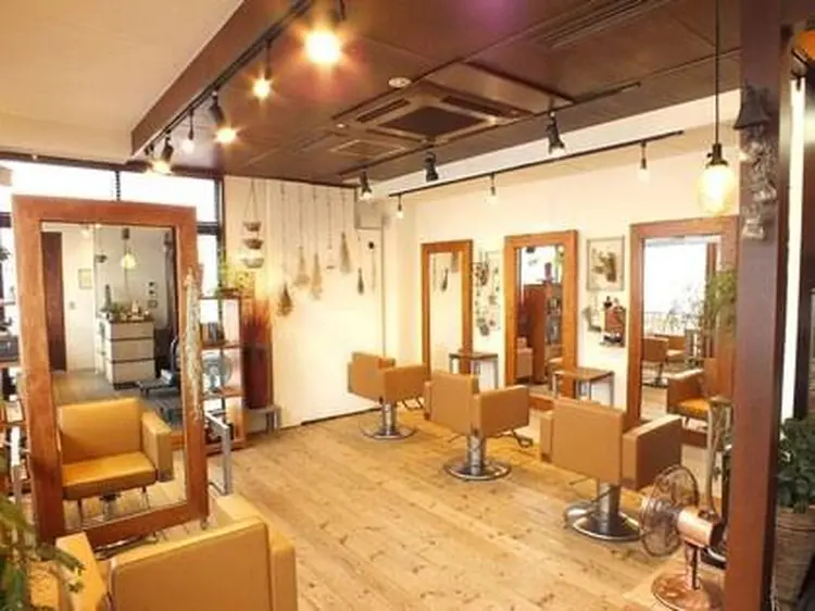 lattanCOSITUの内観・外観1