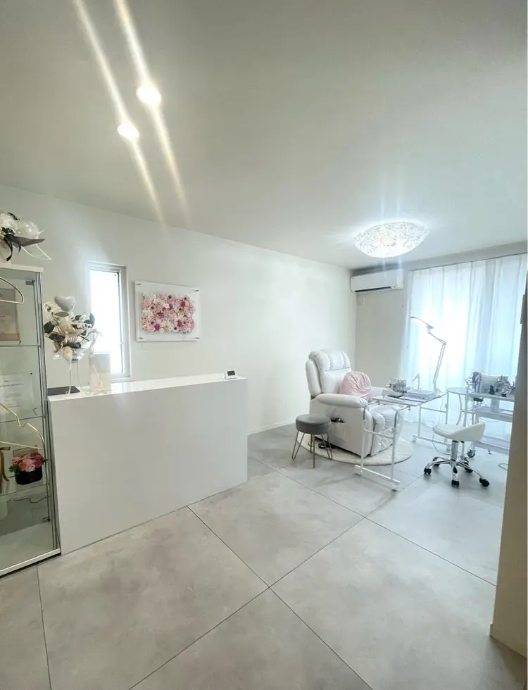 myon nailの内観・外観1