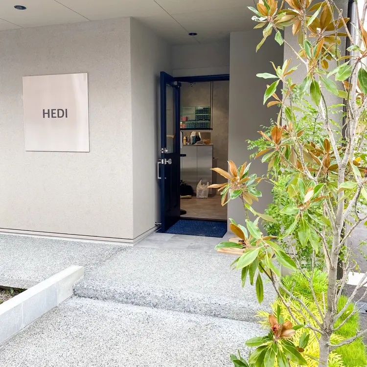 HEDIの内観・外観2