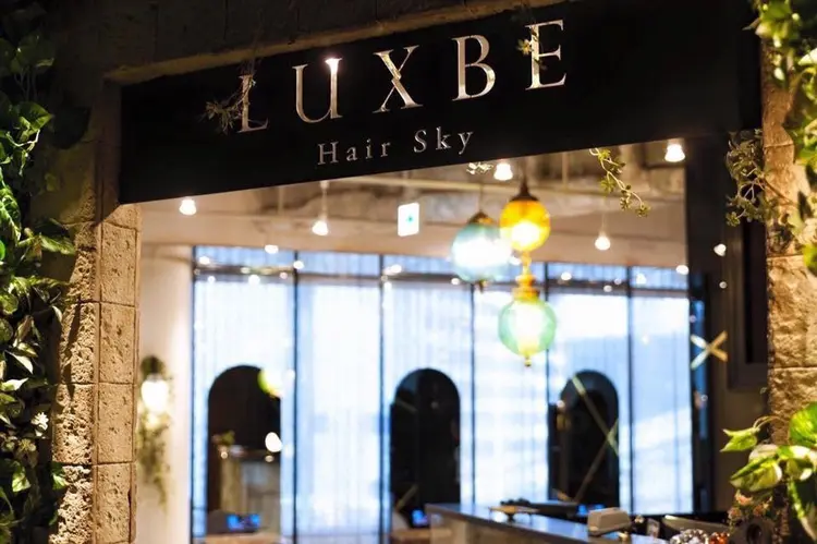 LUXBE SKY 大阪梅田店の内観・外観1