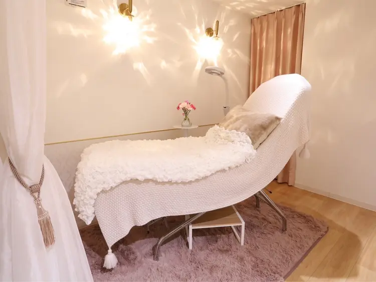 まつげパーマ&アイブロウMIRIの内観・外観2