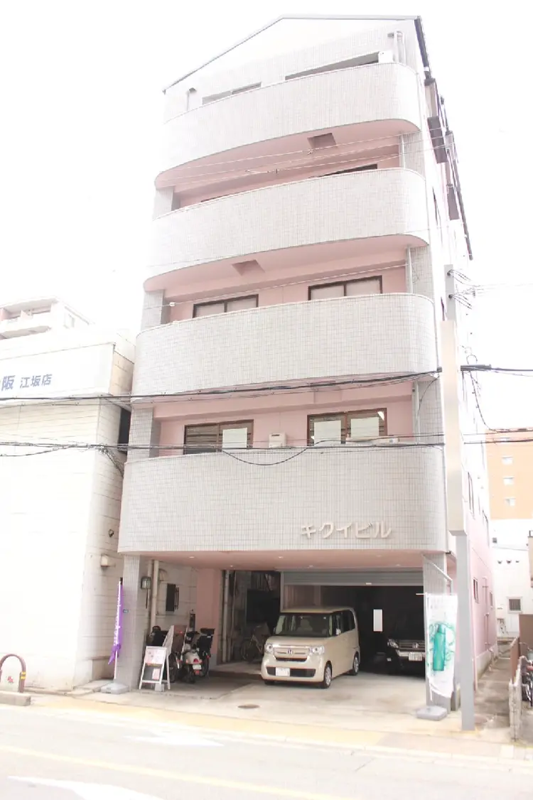 メナードフェイシャルサロン江坂駅東の内観・外観1