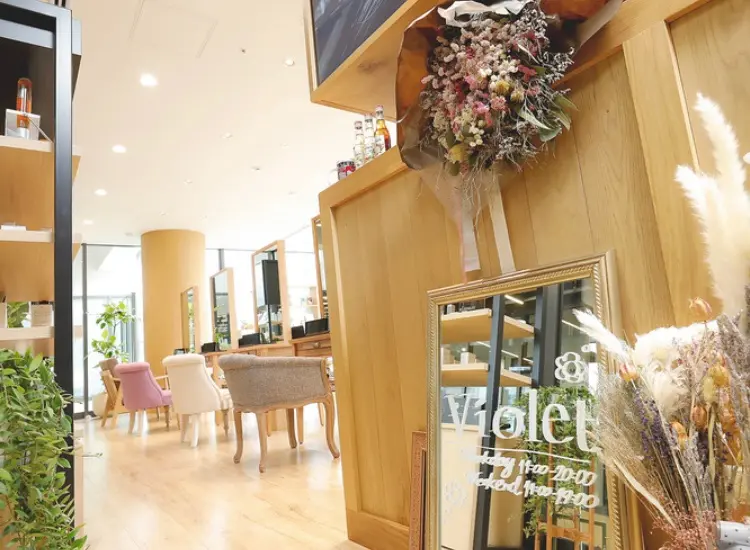 Violetの内観・外観1