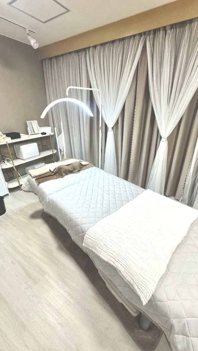 SALOWIN名古屋栄Suite店の内観・外観1