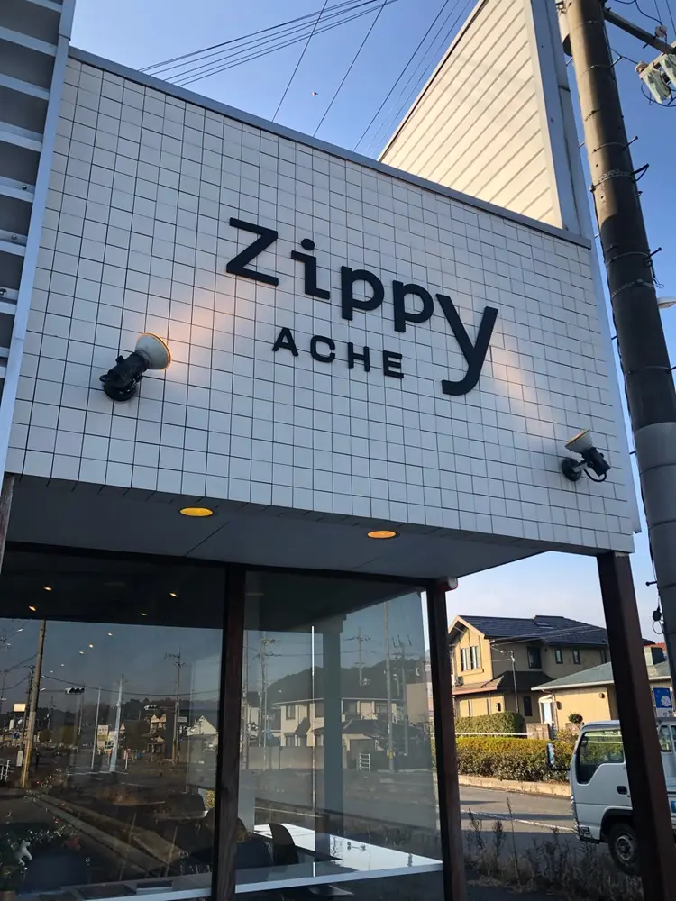 ACHE zippy【アッシュジッピー】の内観・外観1