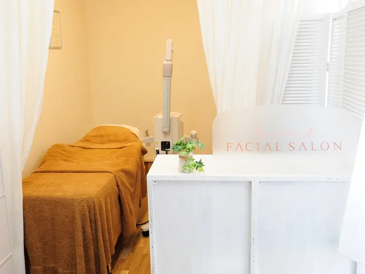 メナードフェイシャルサロン 尼崎塚口本町店の内観・外観1