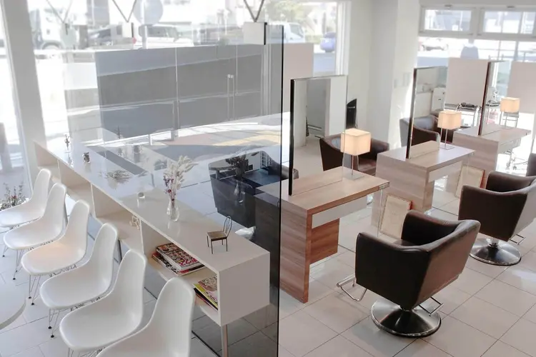 FLOOR hair&spaの内観・外観1