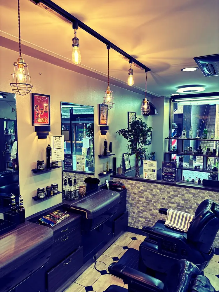 ヘアーサロンラムールの内観・外観2