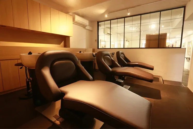 hair living Liko池袋東口店の内観・外観3