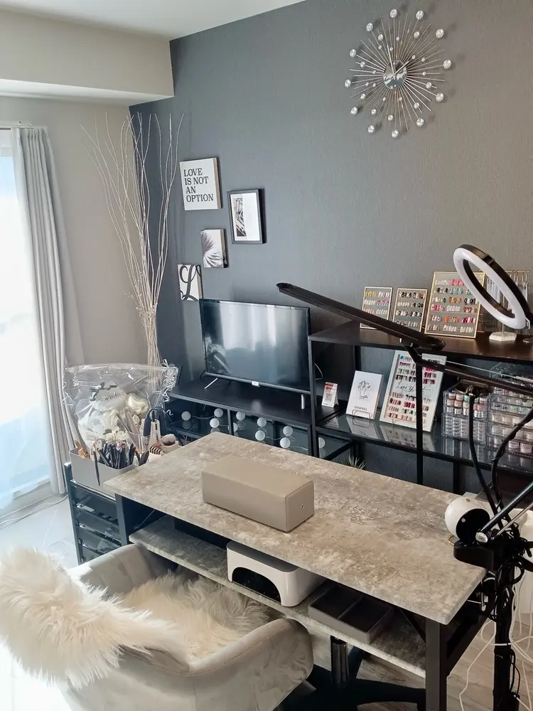 nail salon INFINITYの内観・外観2