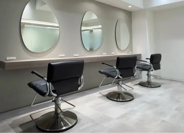 MiUの内観・外観1