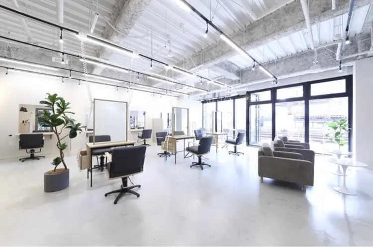 MORNIの内観・外観1