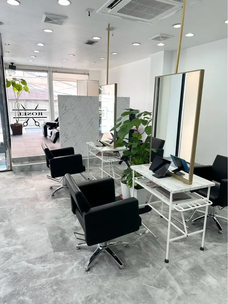 ROSELの内観・外観1