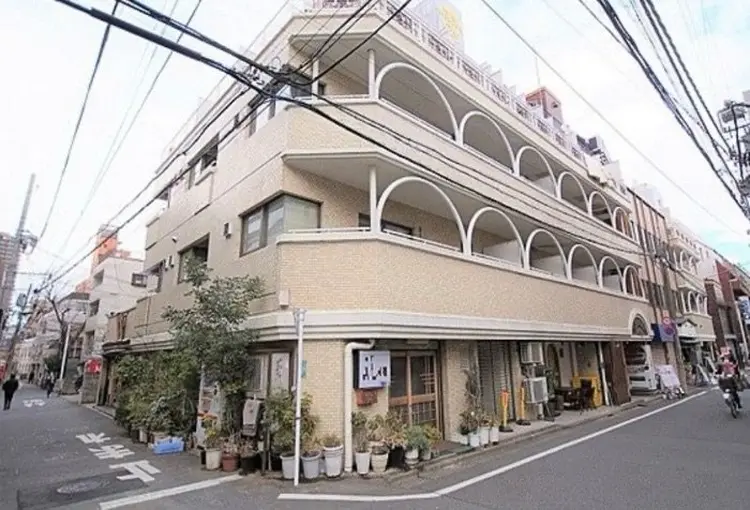 LULU Nail  Salon 新宿の内観・外観1