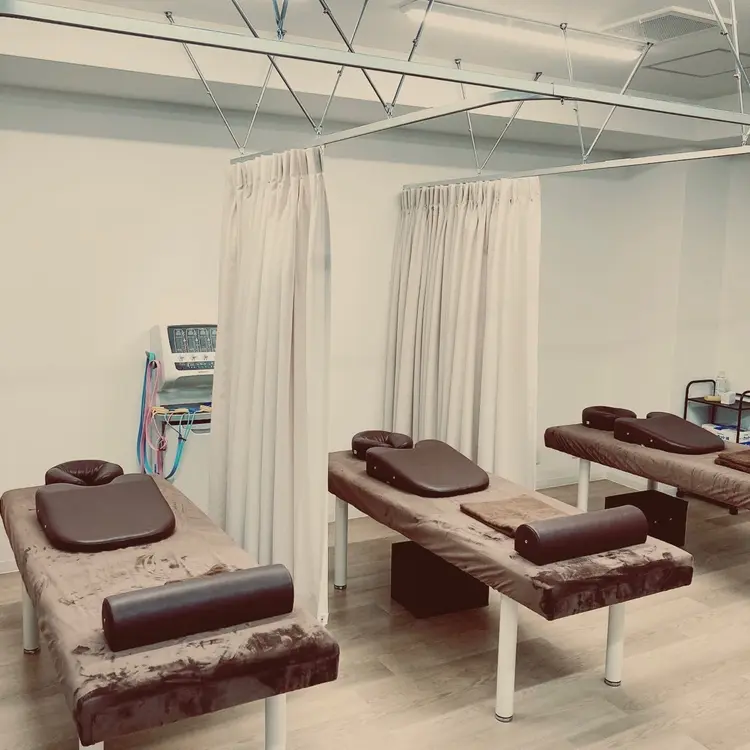 四天王寺前夕陽ヶ丘かな鍼灸整骨院の内観・外観2