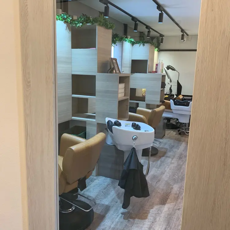 Atelier High|用賀 髪質改善 プライベート美容室の内観・外観3