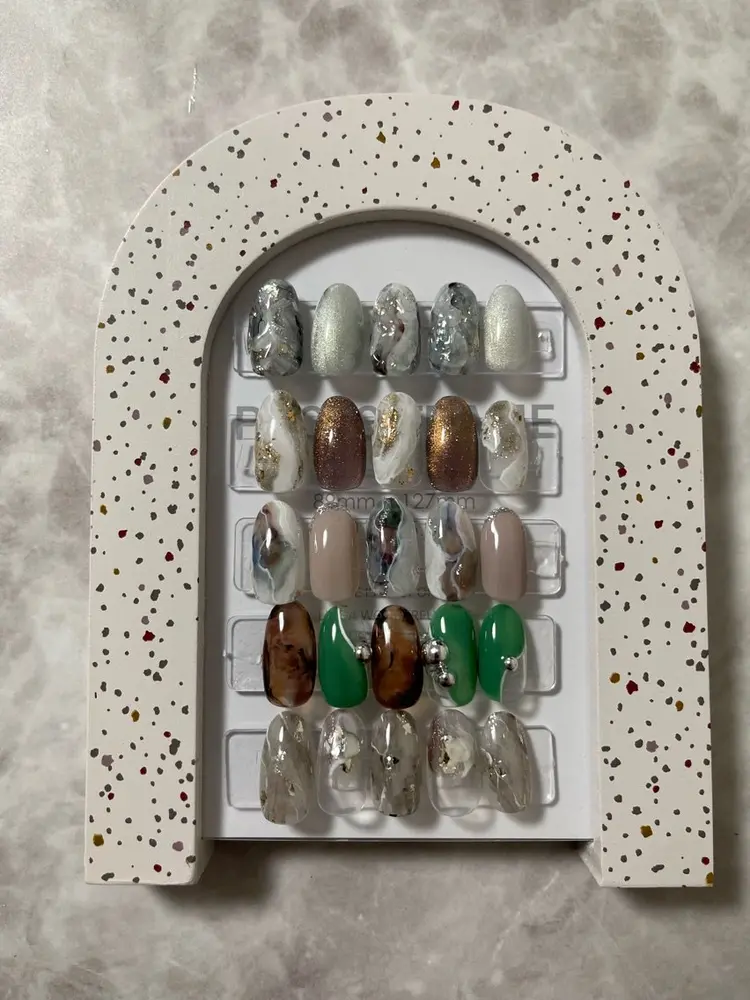 Y nailsの内観・外観3